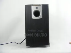 Powerful JBL Active Subwoofer Deep Warm Bass Perfect Condition