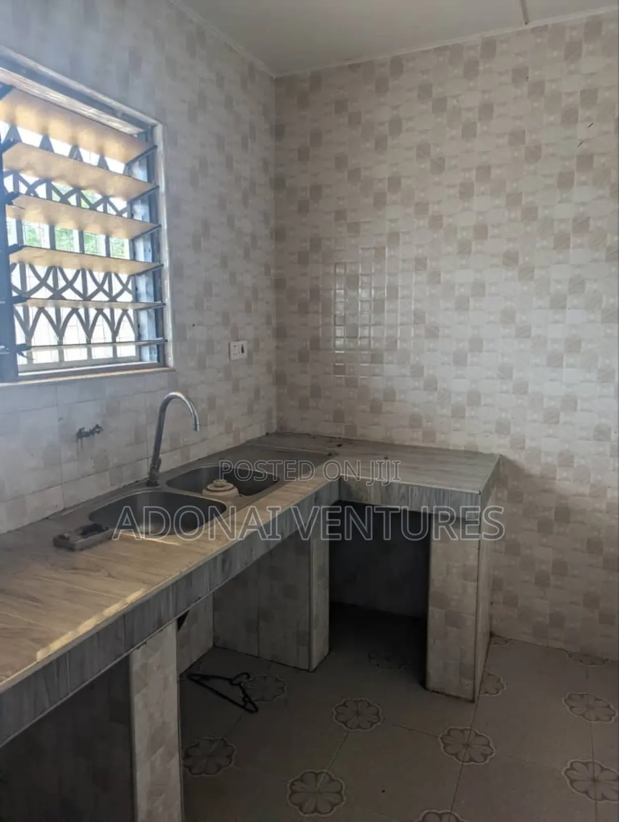 4bdrm House in Ejisu Juaben, Kumasi Metropolitan for sale