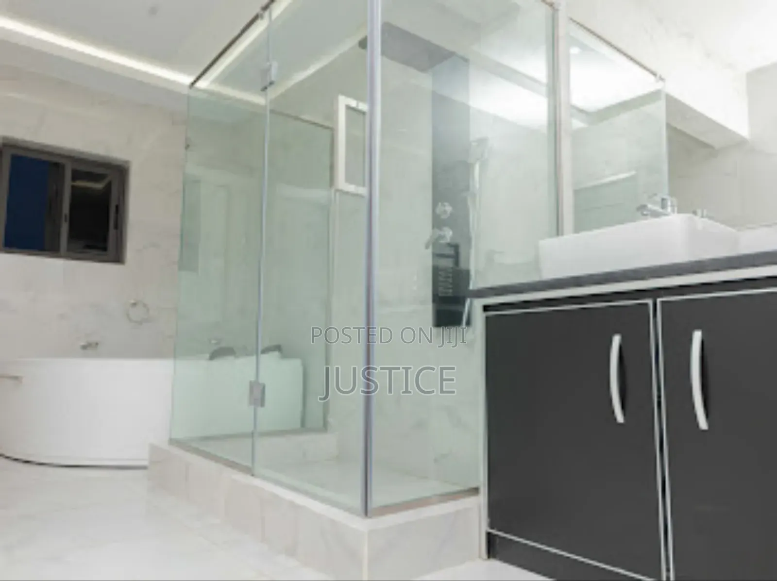 5bdrm House in Kokrobitey, Kasoa for sale