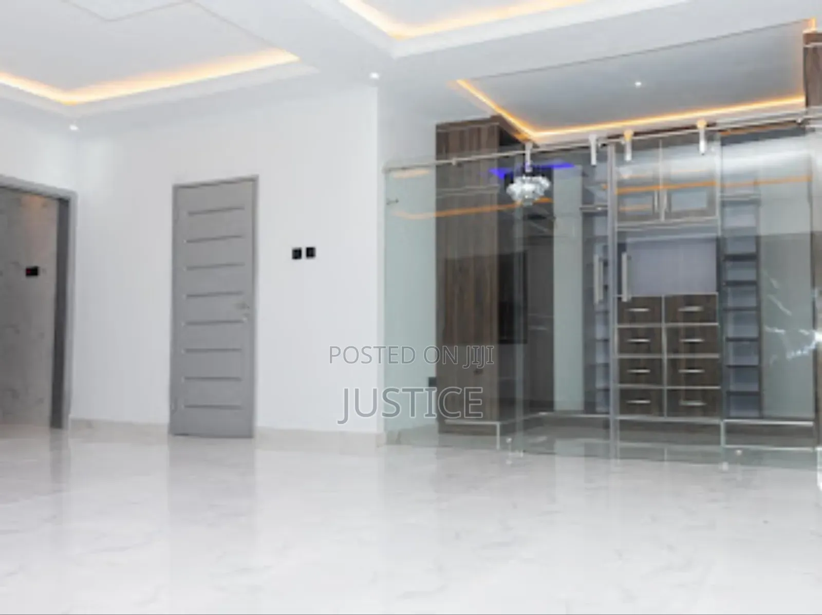 5bdrm House in Kokrobitey, Kasoa for sale