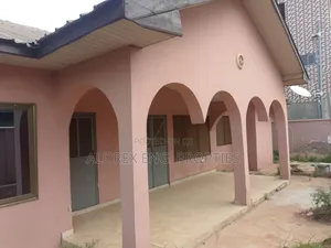 5bdrm House in Housing Down, Adenta for sale