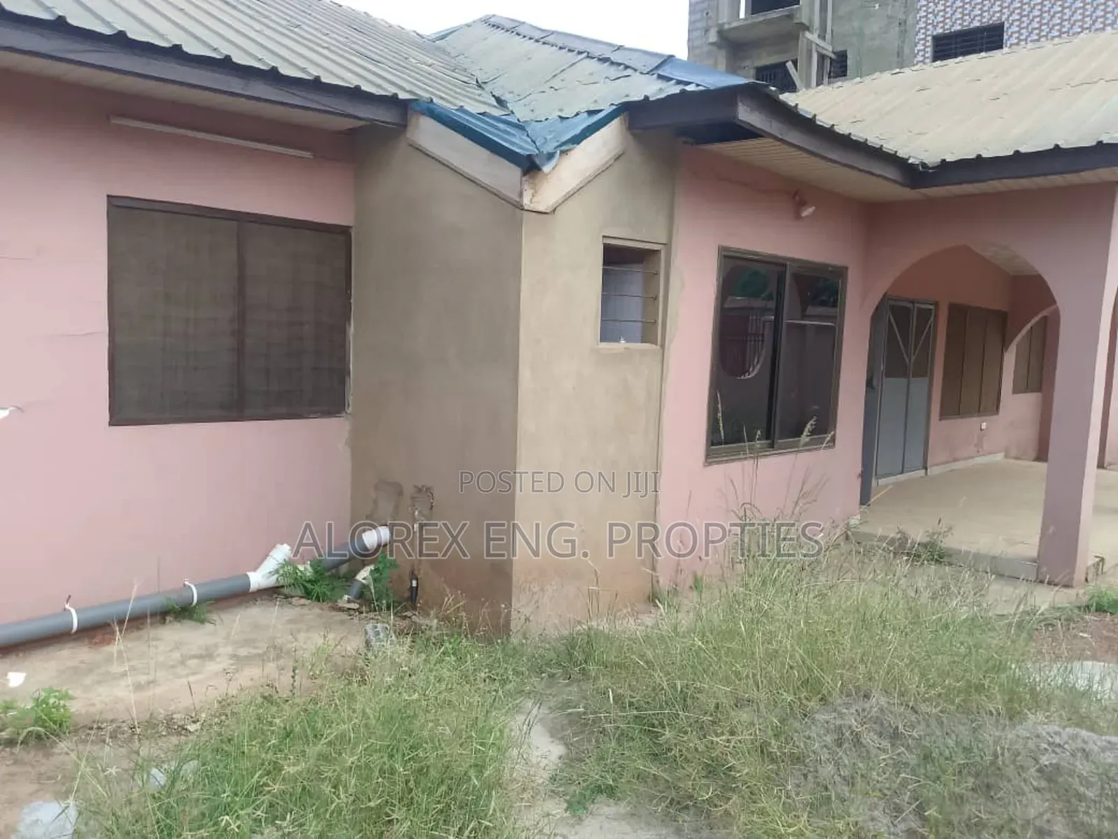 5bdrm House in Housing Down, Adenta for sale