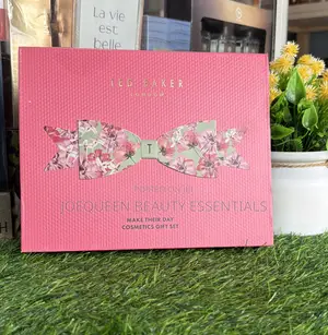 Ted Baker Cosmetics Gift Set