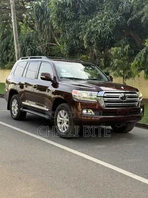 Toyota Land Cruiser 5.7 V8 VXR 2016 Brown