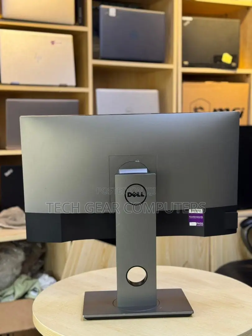 Dell 24 Monitor - P2422he - Full Hd 1080p, Ips , Usb-C Hub Monitor