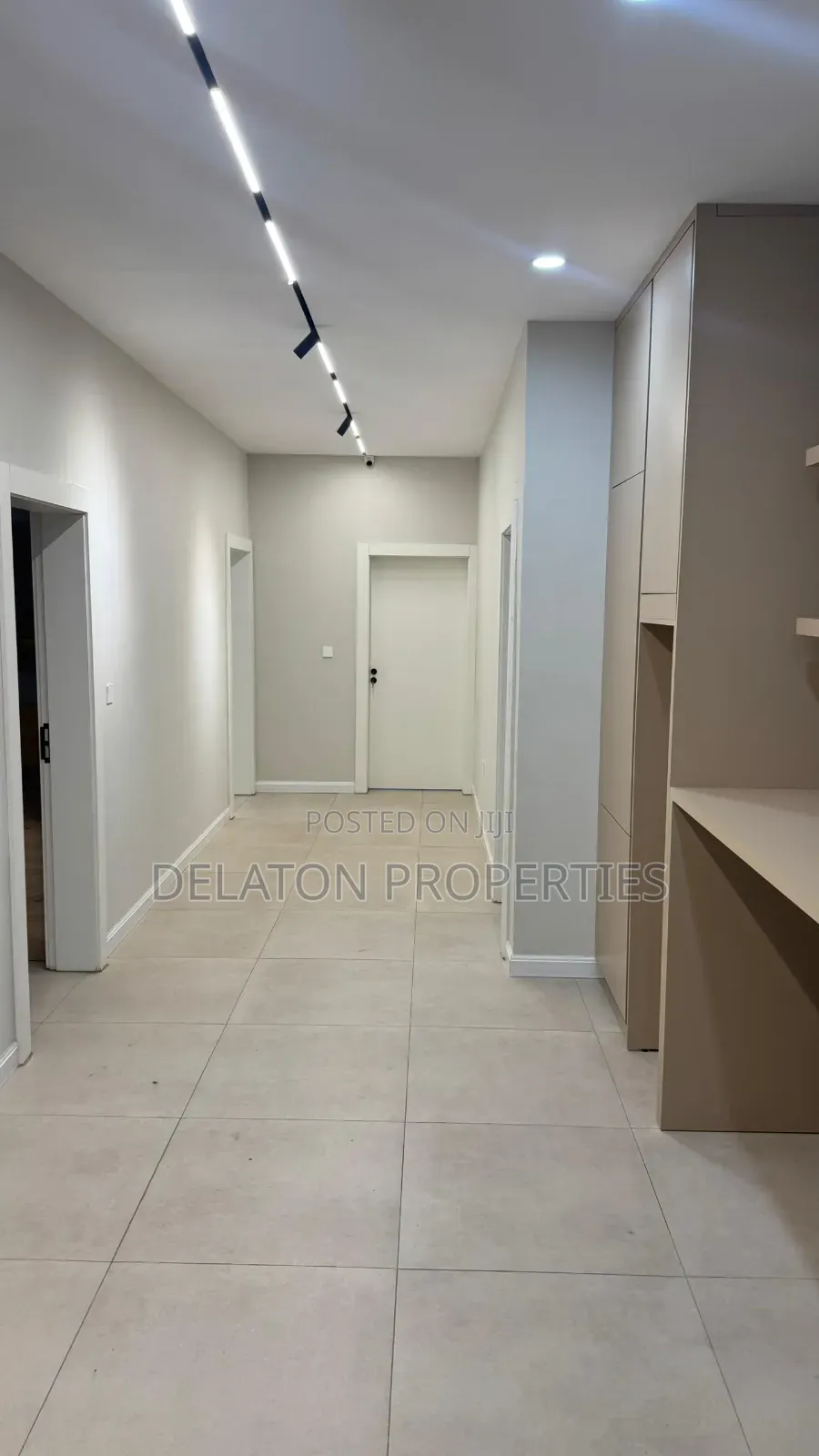 5bdrm House in Manet Court for sale