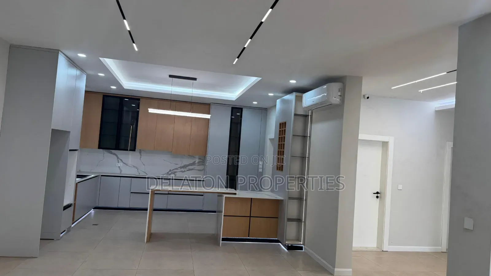 5bdrm House in Manet Court for sale
