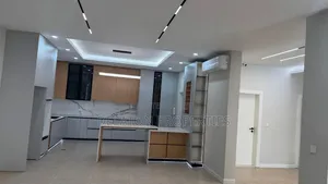 5bdrm House in Manet Court for sale