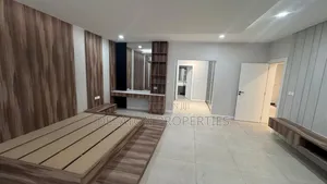 5bdrm House in Manet Court for sale