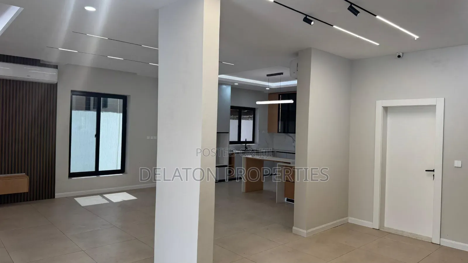 5bdrm House in Manet Court for sale