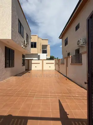 3bdrm Duplex in Adenta for rent