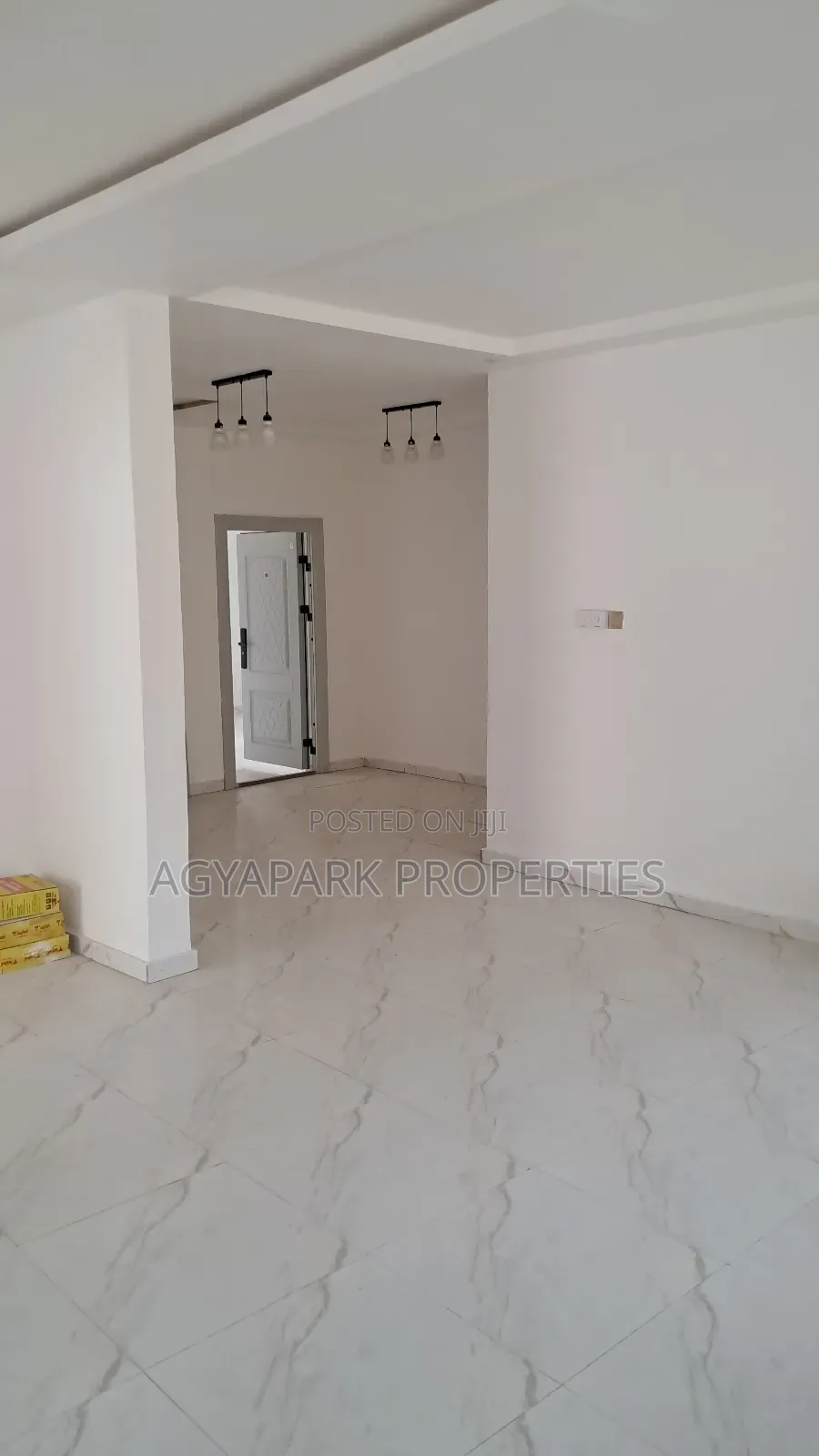 7bdrm House in Kwabenya, Pokuase for sale