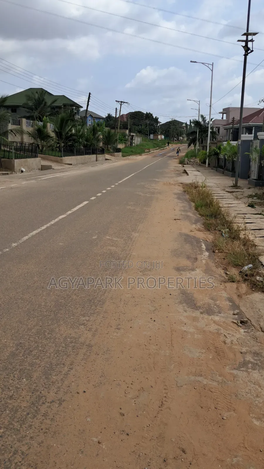 7bdrm House in Kwabenya, Pokuase for sale