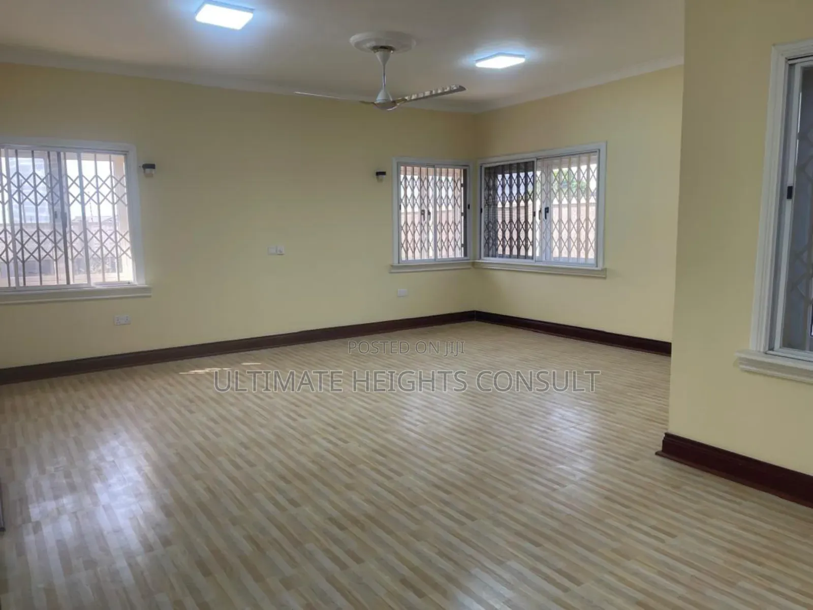 4bdrm House in Tema Community 24 for rent