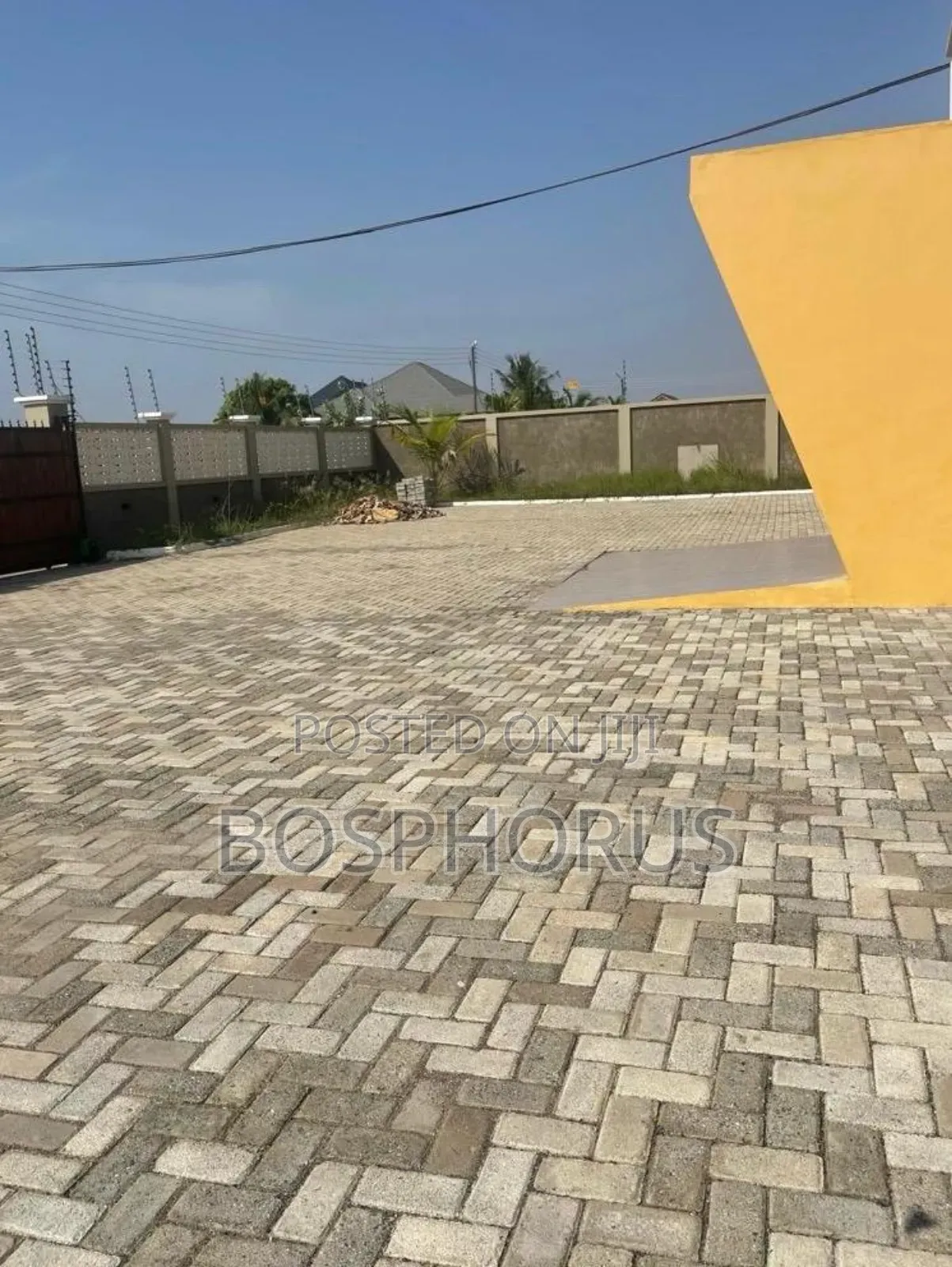 4bdrm House in Tema Community 24 for rent