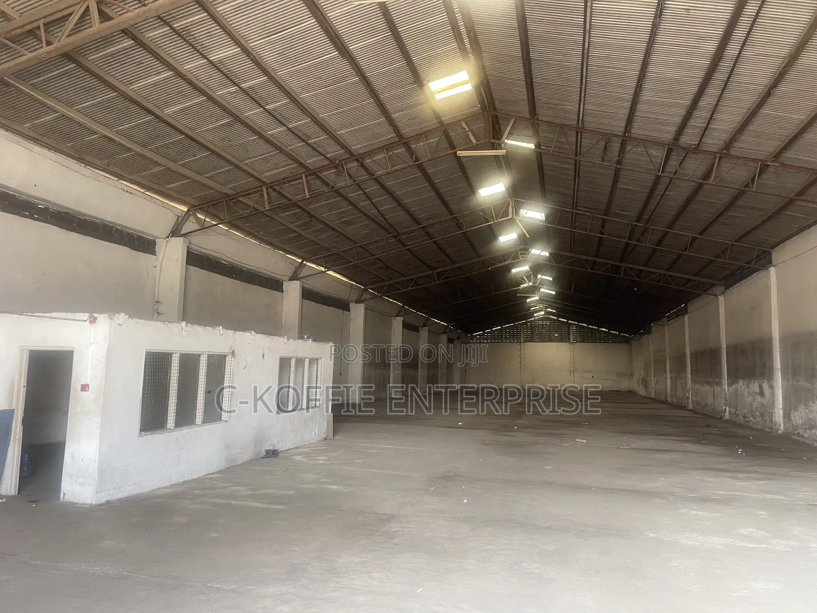 1350 SQM Warehouse for Rent