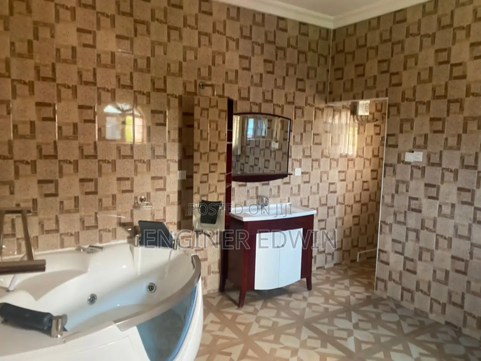 5bdrm House in Trassaco, East Legon for sale