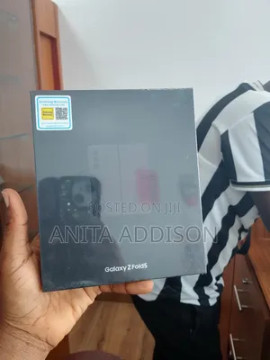 New Samsung Galaxy Z Fold 5 256 GB Black