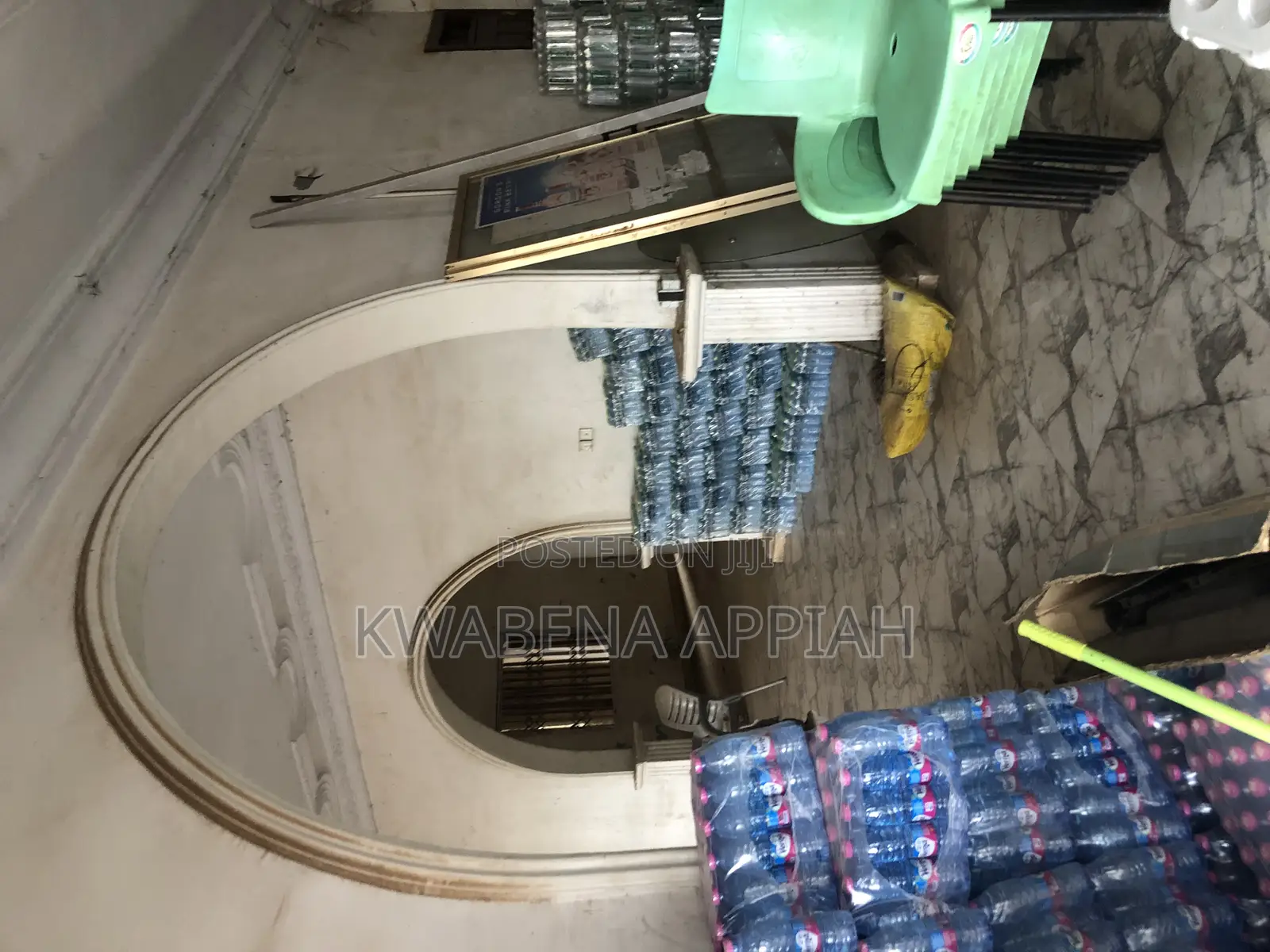15bdrm House in Mark Estate At, Kumasi Metropolitan for sale