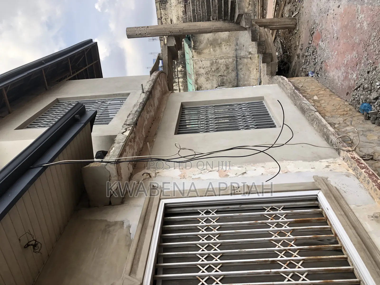15bdrm House in Mark Estate At, Kumasi Metropolitan for sale