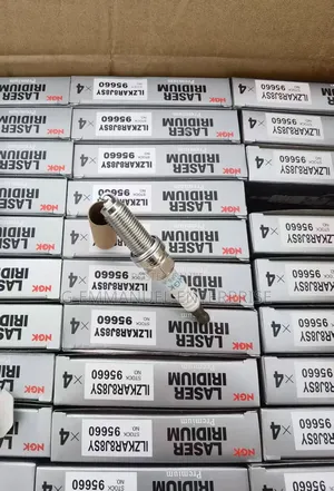 Honda Cr-v 2022-23 Spark Plugs. Original.