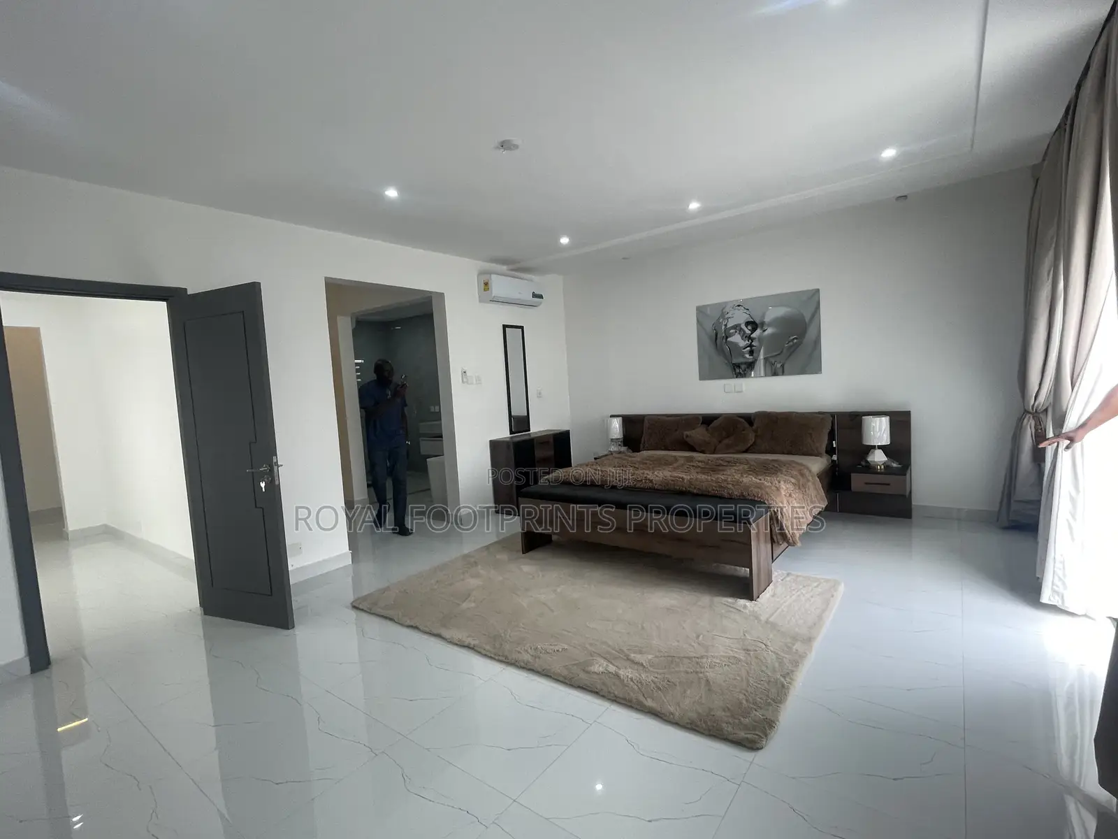 Furnished 4bdrm House in Luxelooks Properties, East Legon for sale
