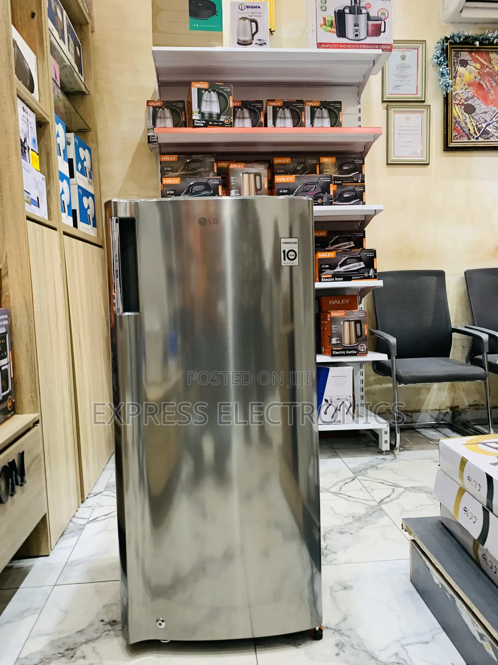 Get a New Gn-y201sls.Lg 199l Single Door Lg Grey