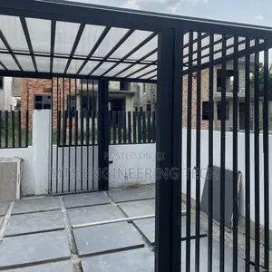 Modern Carport With Polycarbonate Roof – Custom Built