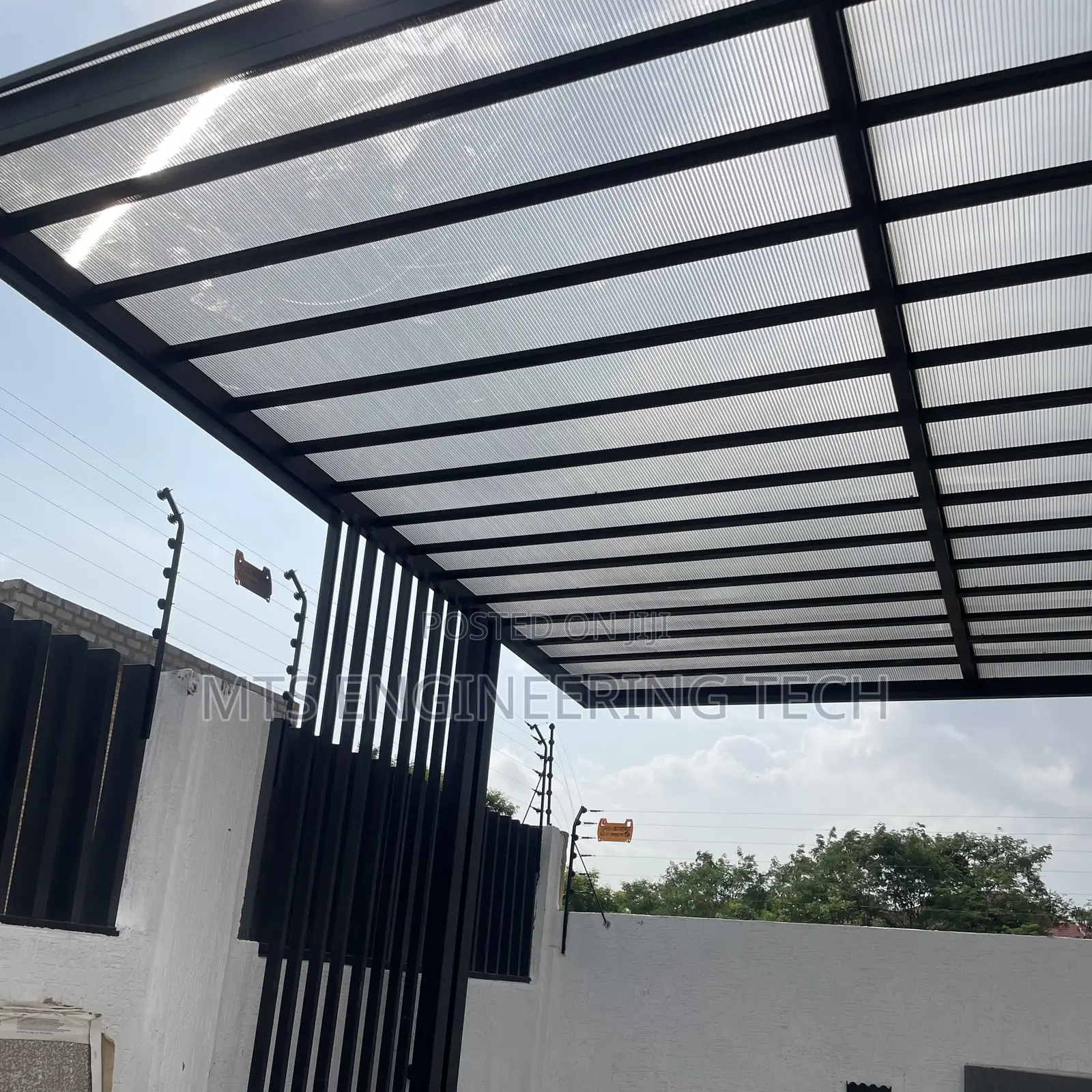 Modern Carport With Polycarbonate Roof – Custom Built