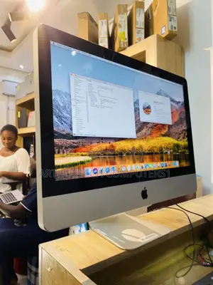 Desktop Computer Apple iMac 8GB Intel Core I5 HDD 500GB
