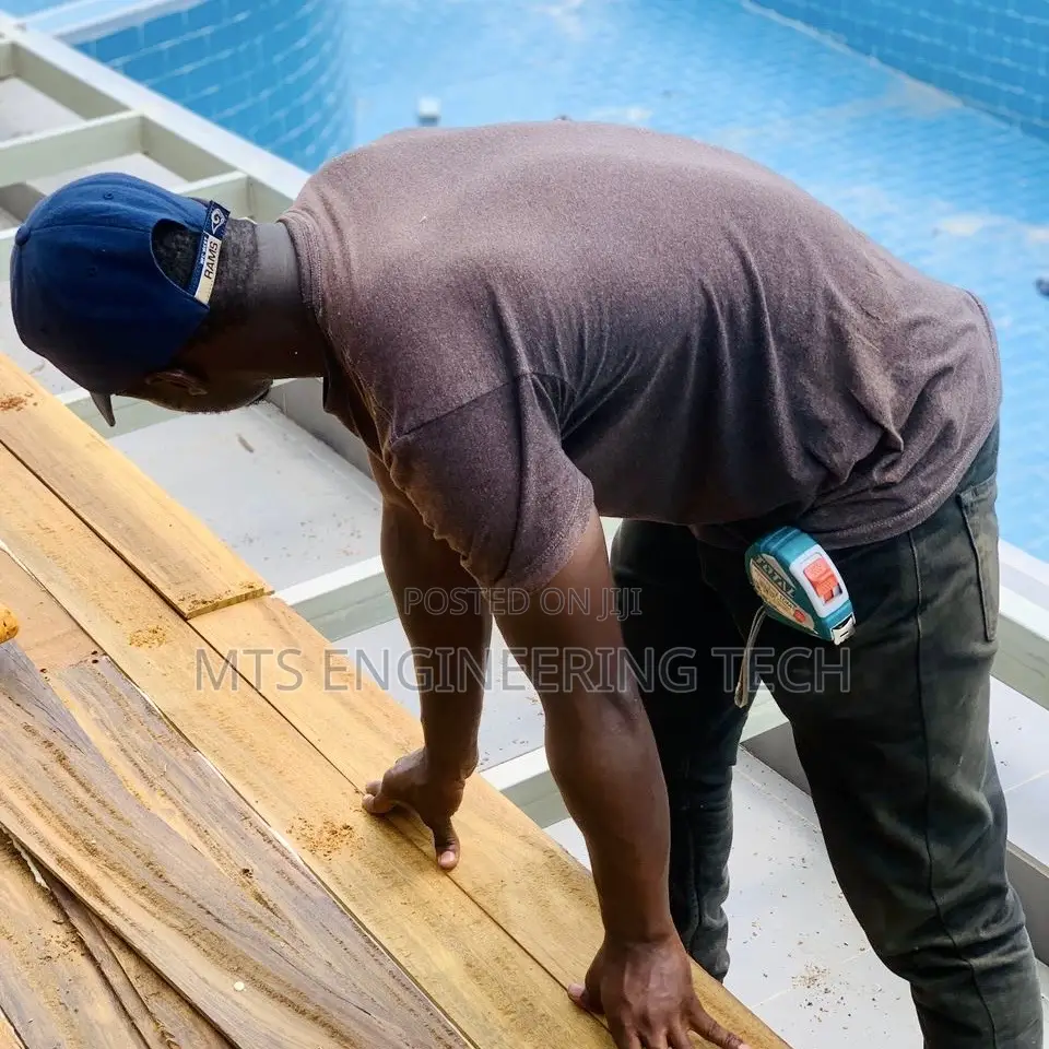 Bi-Slide Automated Pool Cover – Strong, Safe Modern