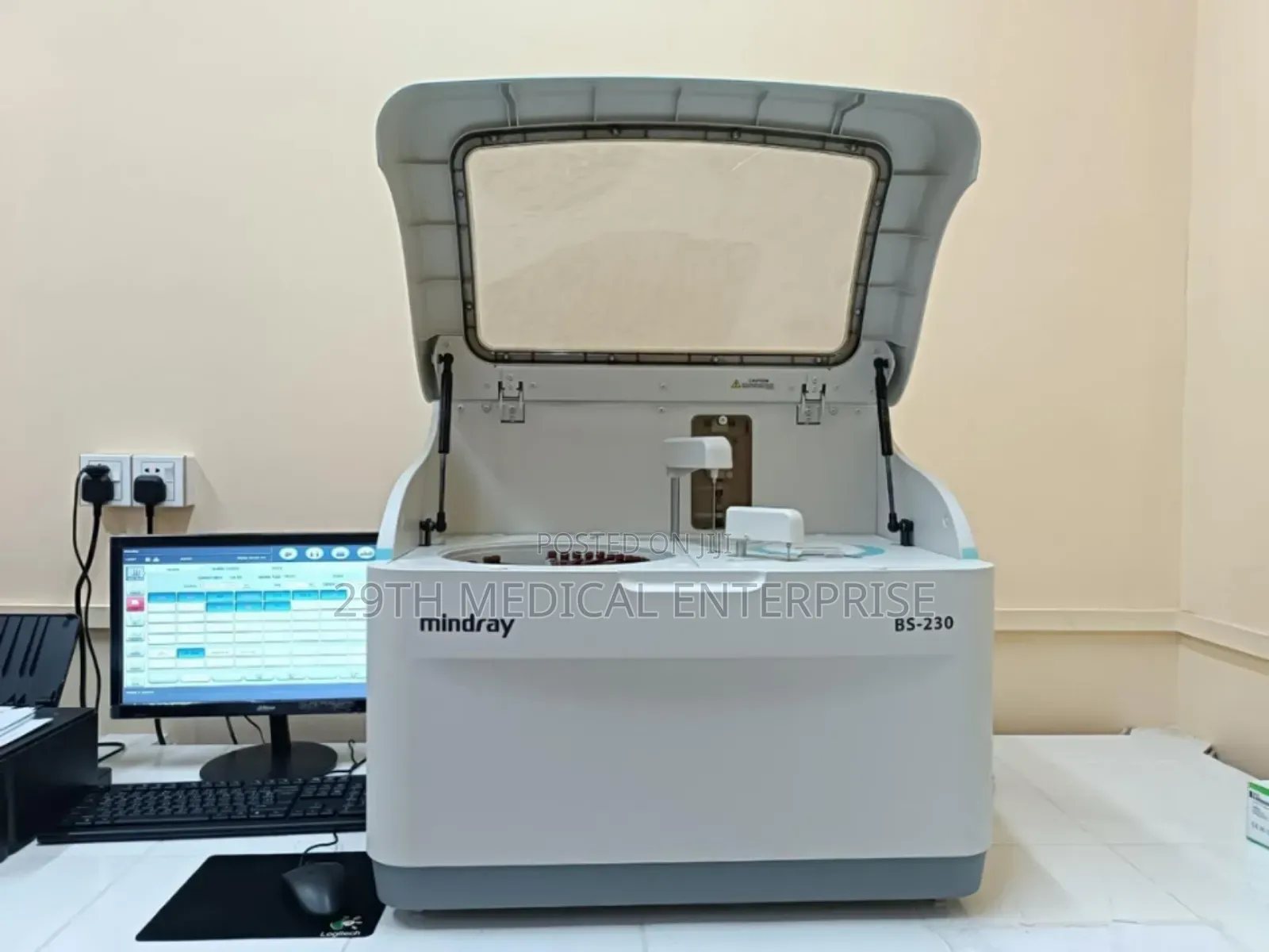 Chemistry Analyzer Fully Automated Mindray (Bs-230)