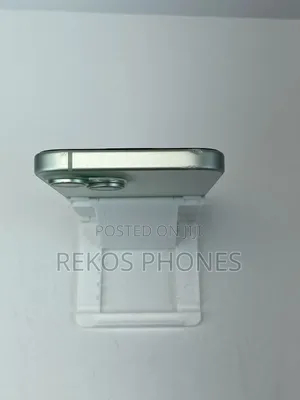 New Apple iPhone 15 128 GB Green