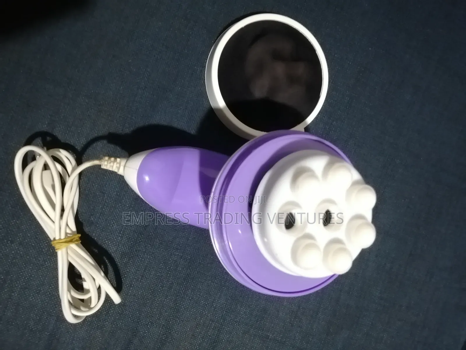 Manipol Body Massaging Machine