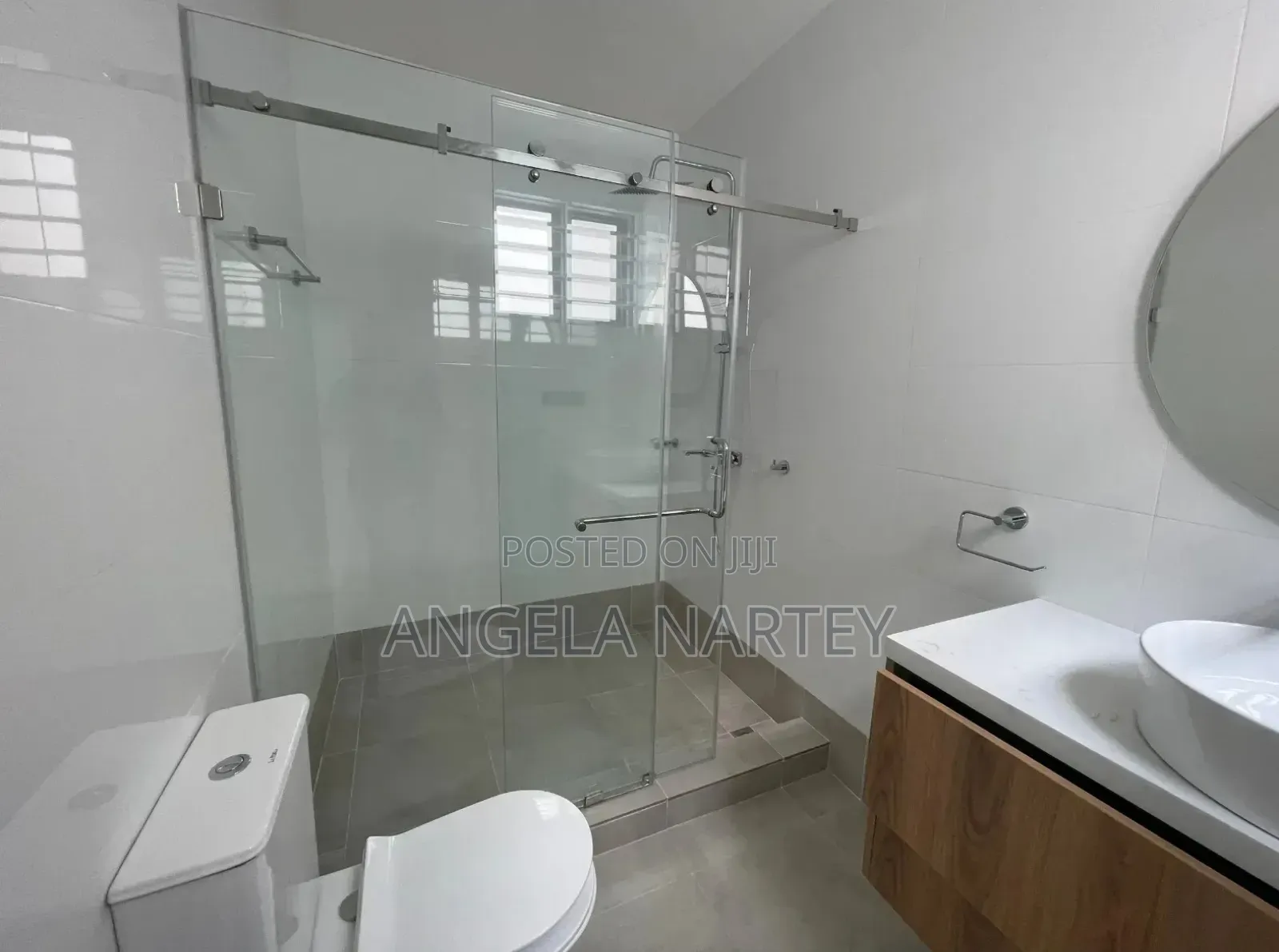 4bdrm House in Achimota for sale