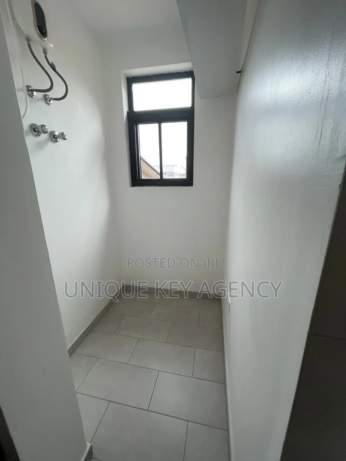 2bdrm Apartment in Unique Key Agency, East Legon for rent