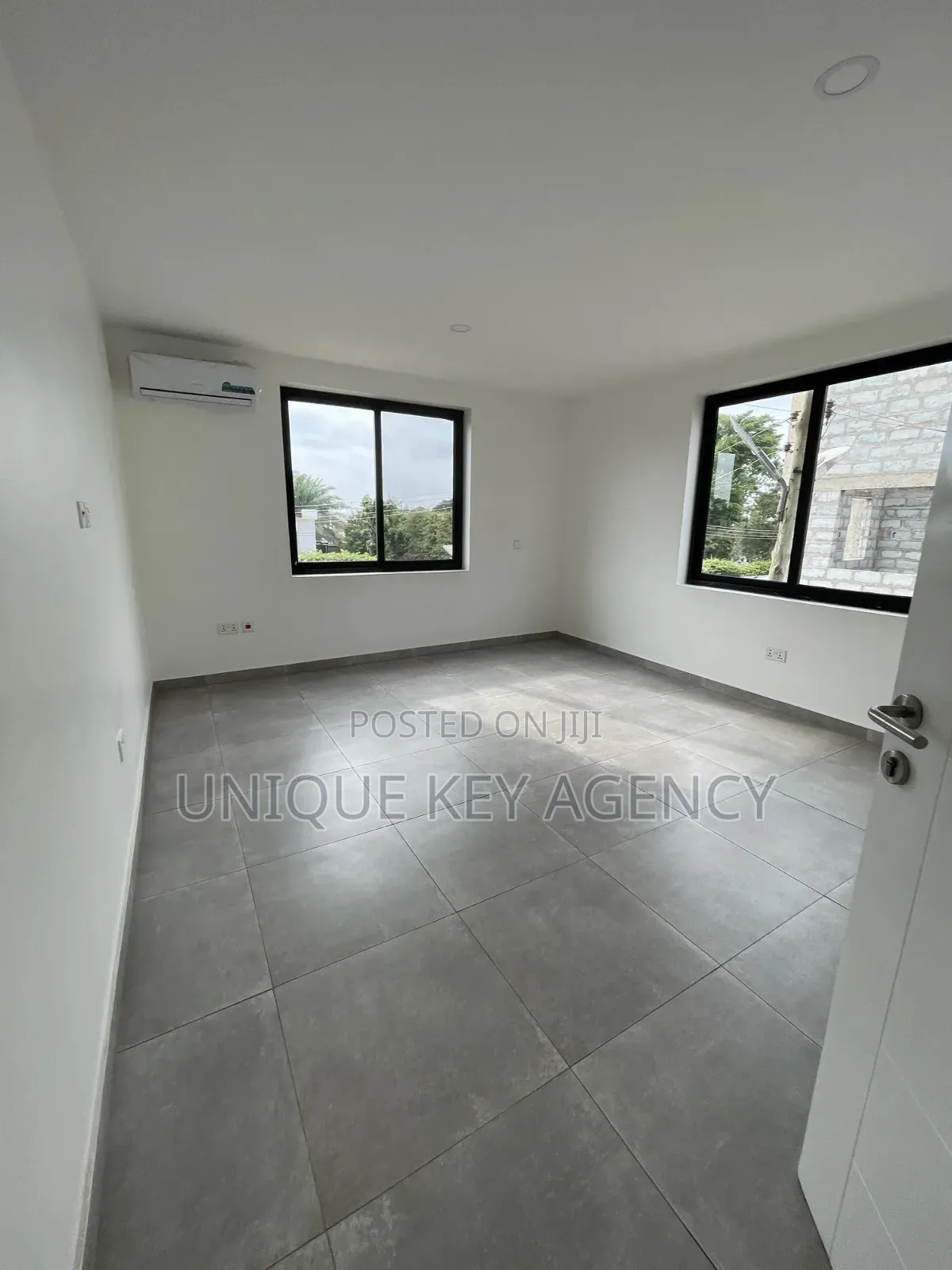 2bdrm Apartment in Unique Key Agency, East Legon for rent