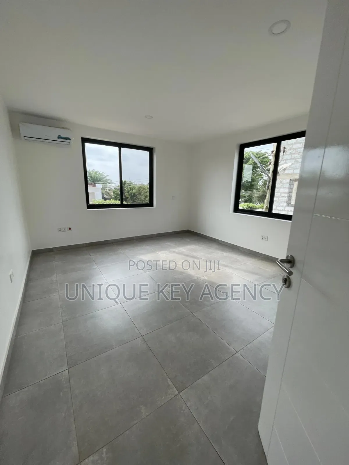 2bdrm Apartment in Unique Key Agency, East Legon for rent
