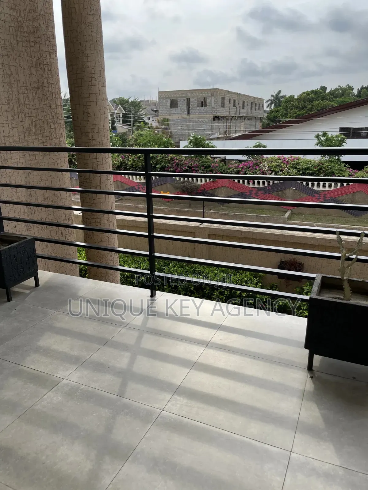2bdrm Apartment in Unique Key Agency, East Legon for rent