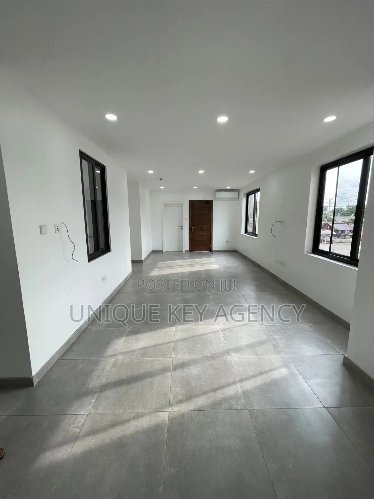 2bdrm Apartment in Unique Key Agency, East Legon for rent