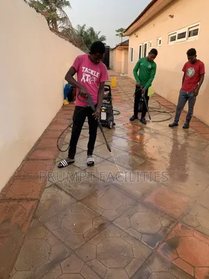Compound Floor Cleaning