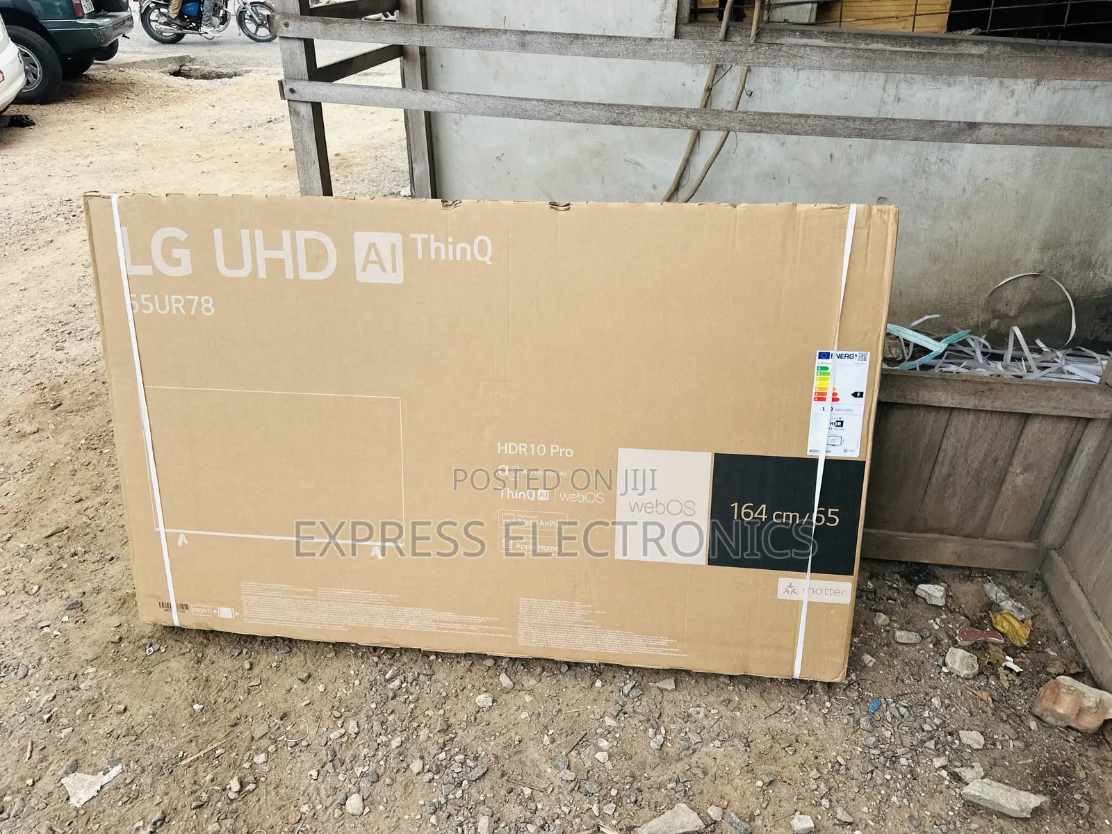 Hot  Deals on Lg Uhd Smart Glossy Screen 65”Ur78