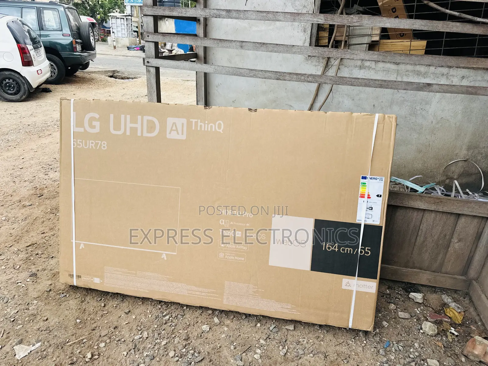 Hot  Deals on Lg Uhd Smart Glossy Screen 65”Ur78