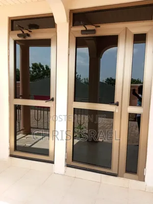5bdrm Bungalow in Oyibi Sasaabi for rent