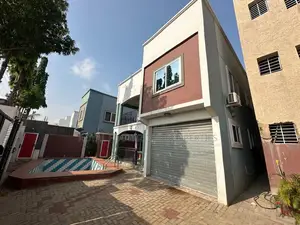 4bdrm House in Luxelooks Properties, East Legon for rent