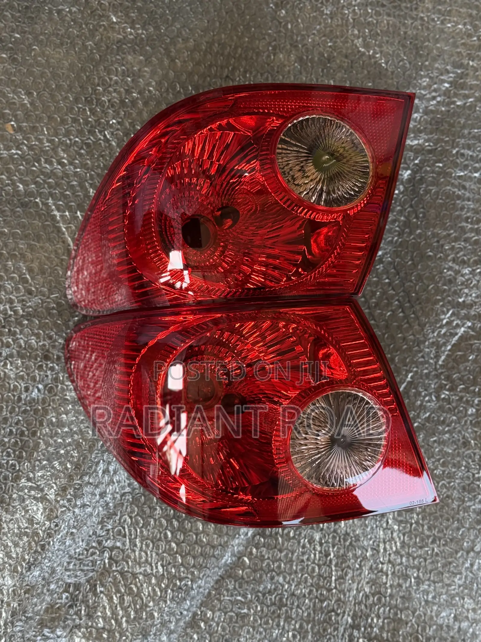 Toyota Corolla 2005-2008 Taillights