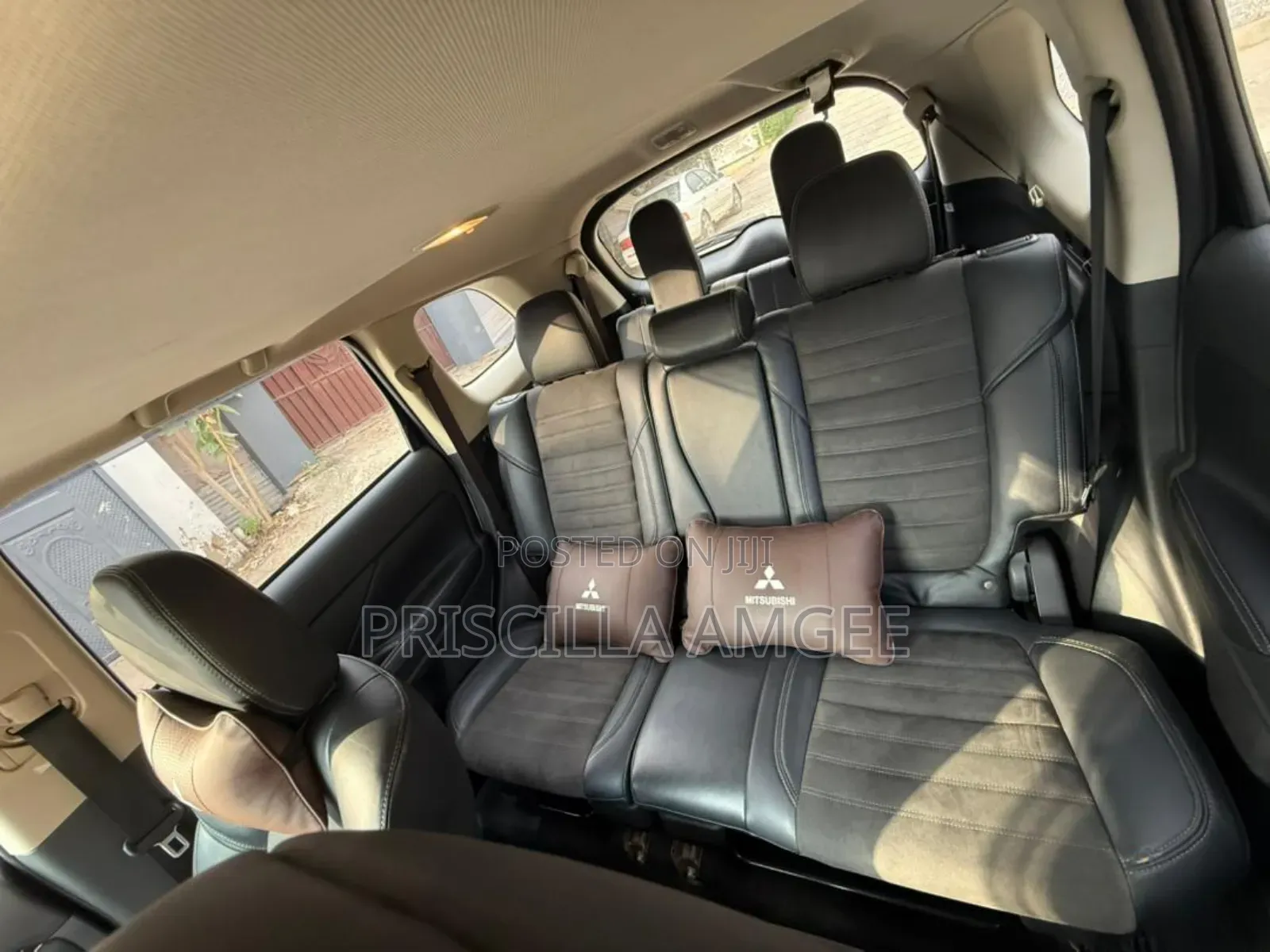 Mitsubishi Outlander 2020 Blue