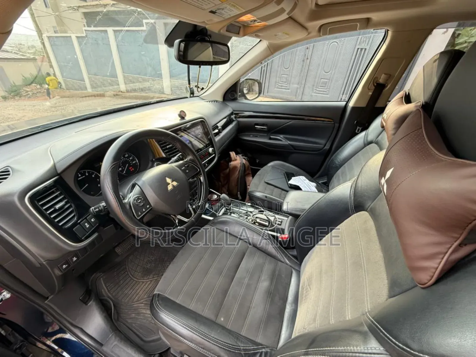 Mitsubishi Outlander 2020 Blue