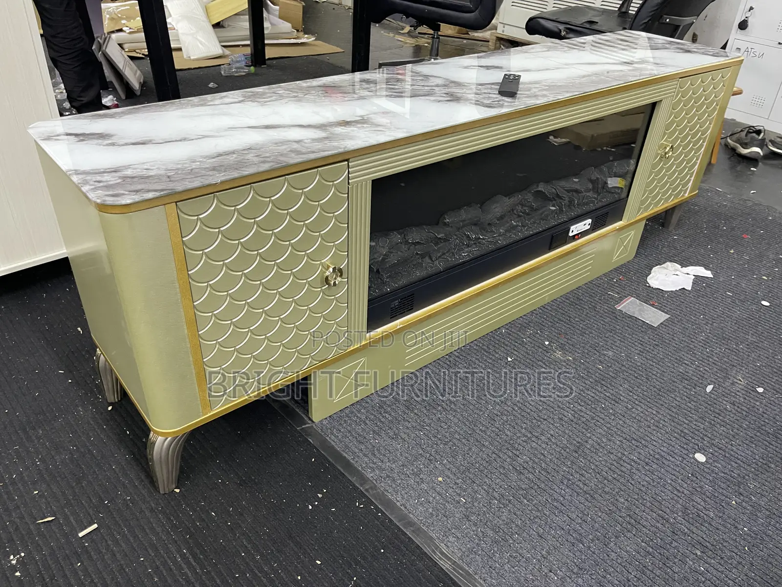 European Electronic Flame Tv Stand With Bluetooth Speakers