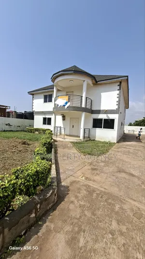 4bdrm House in Hfc Estate Phase 1, Community 25 for sale